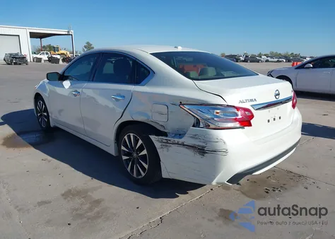2016 Nissan Altima 2.5 Sv z USA, uszkodzony, nr VIN 1N4AL3AP2GC196241
